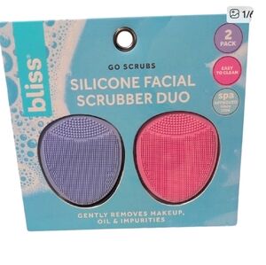 Bliss Silicone Facial Scrubber Duo - Purple and Pink
